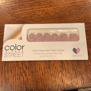 Color street nail polish strips. Capital hill